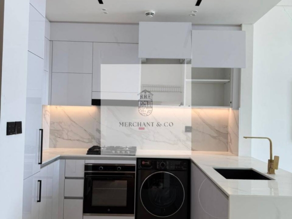 Spaciuos 1BD / Balcony/ 2 Bathroom/Open City View