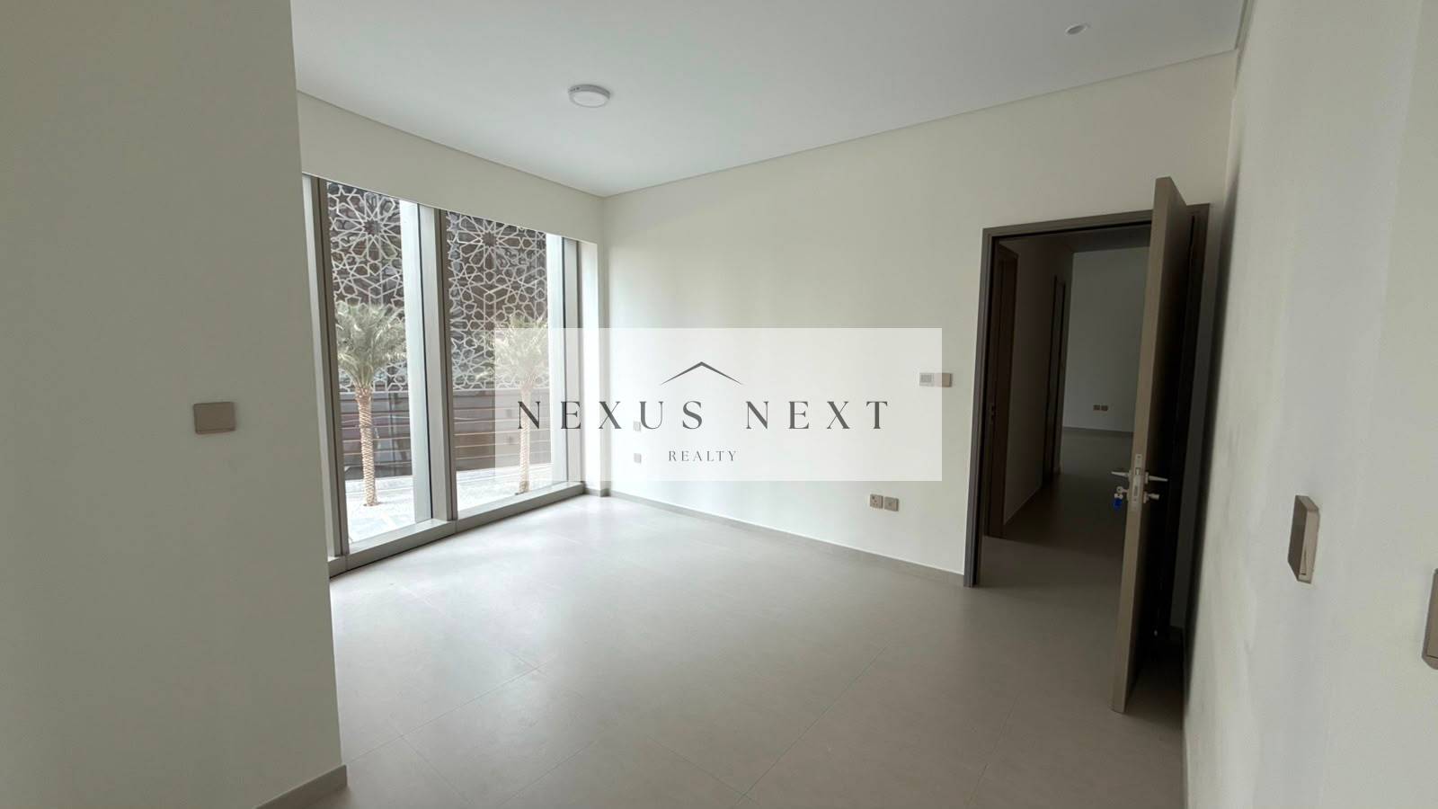 Elegant 2 BR | Prime Location | Burj Khalifa View