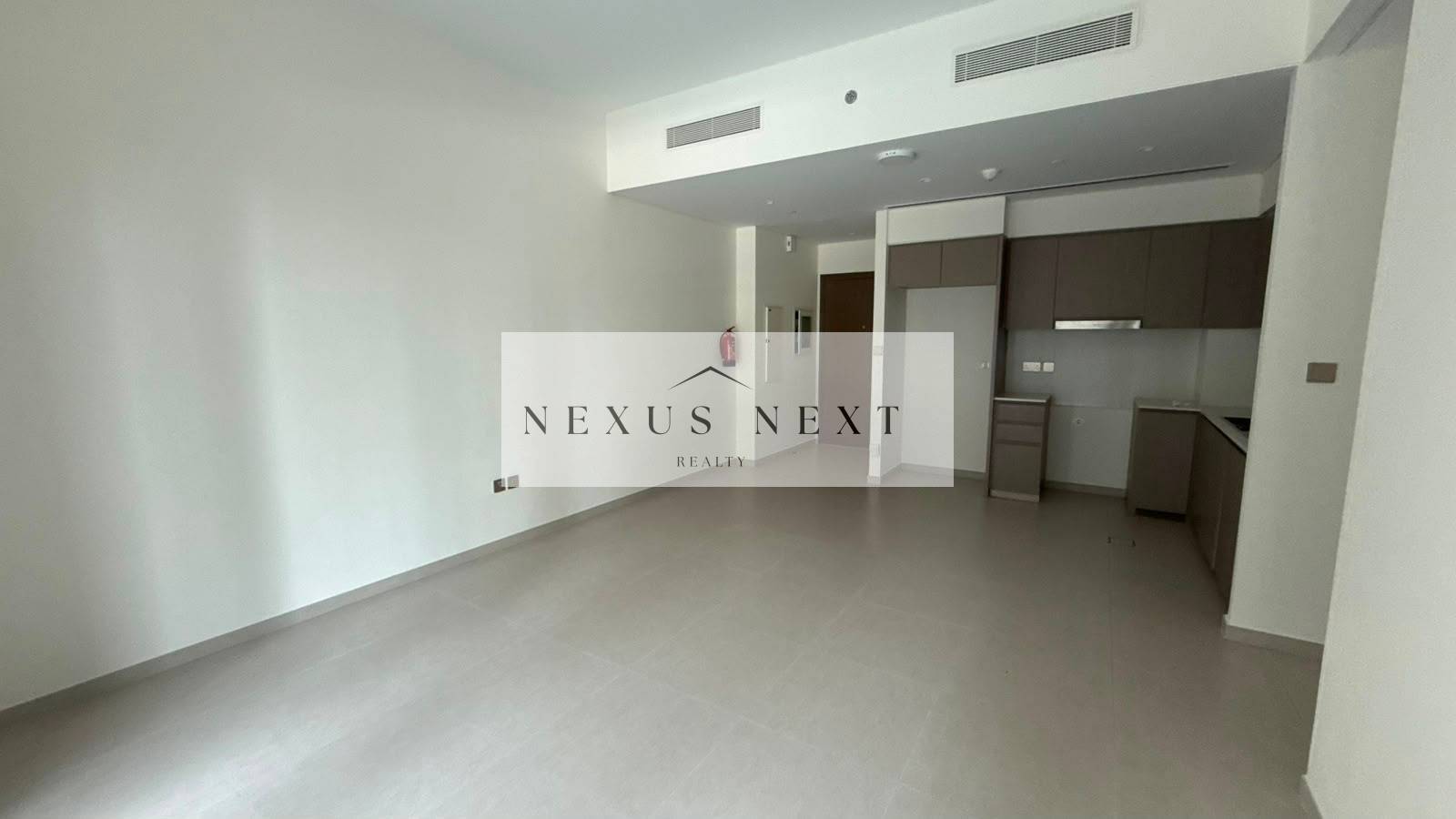Elegant 2 BR | Prime Location | Burj Khalifa View