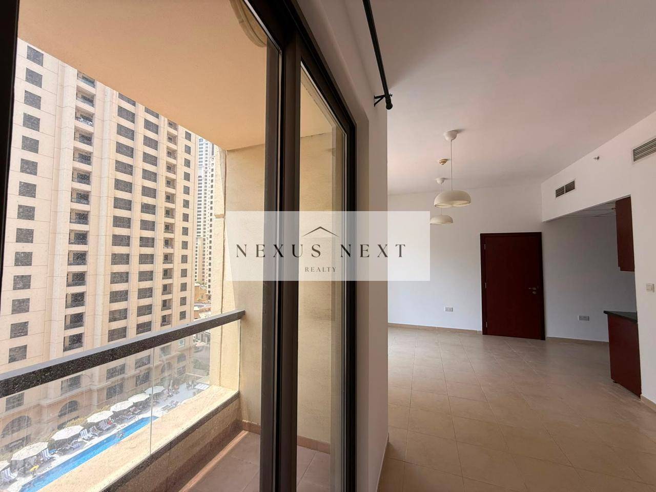 Large Layout 1 BR | Marina View | Corner Unit | Prime Location