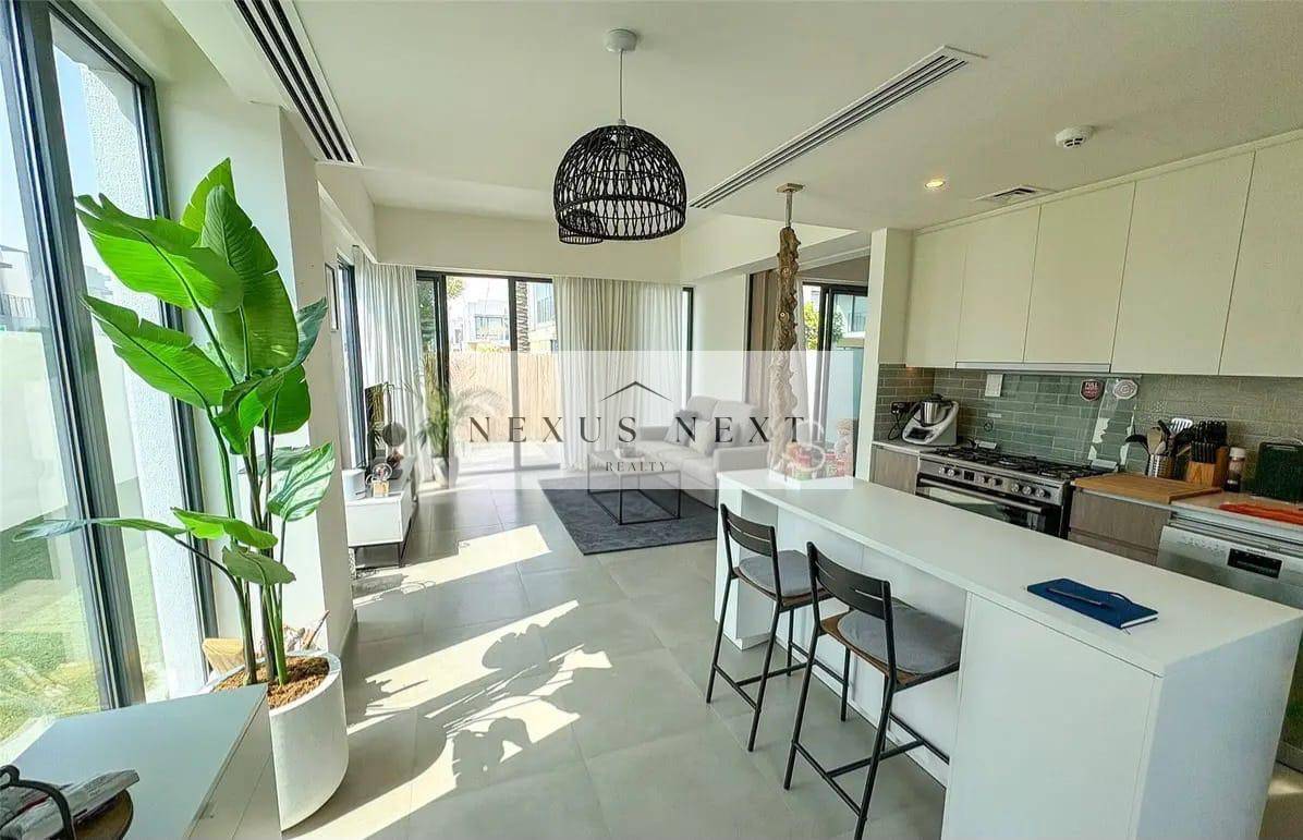 Premium Corner Villa | Big Layout | Private Garden | Furnished