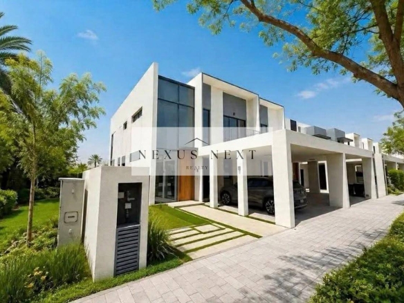 Premium Corner Villa | Big Layout | Private Garden | Furnished