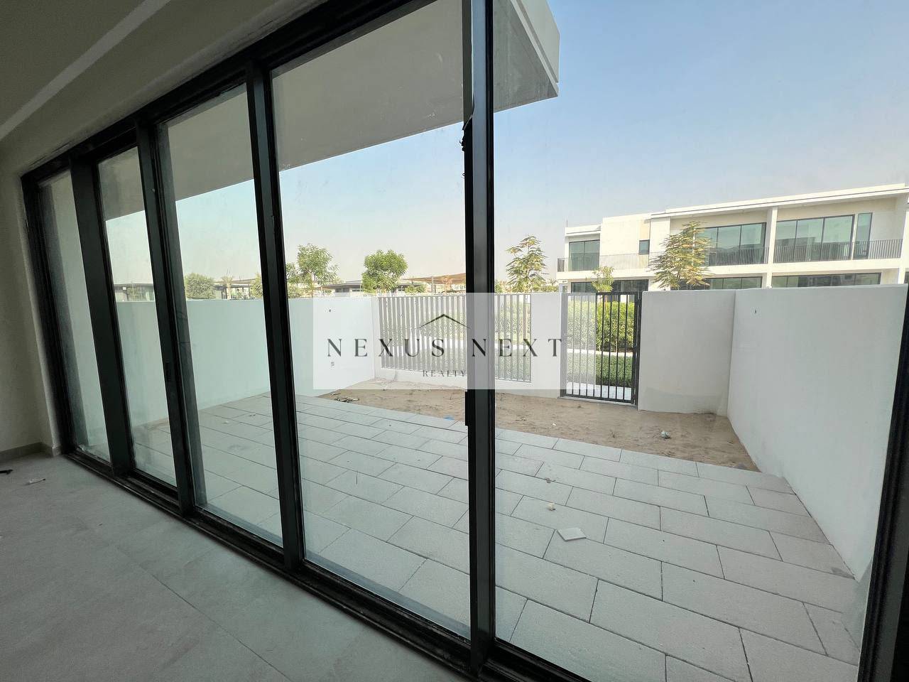 WhatsApp-Image-2026-09-30-at-4.10.36-PM Single Row 3BR Villa | Park View | Premium Location | The Valley | Near Golden Beach