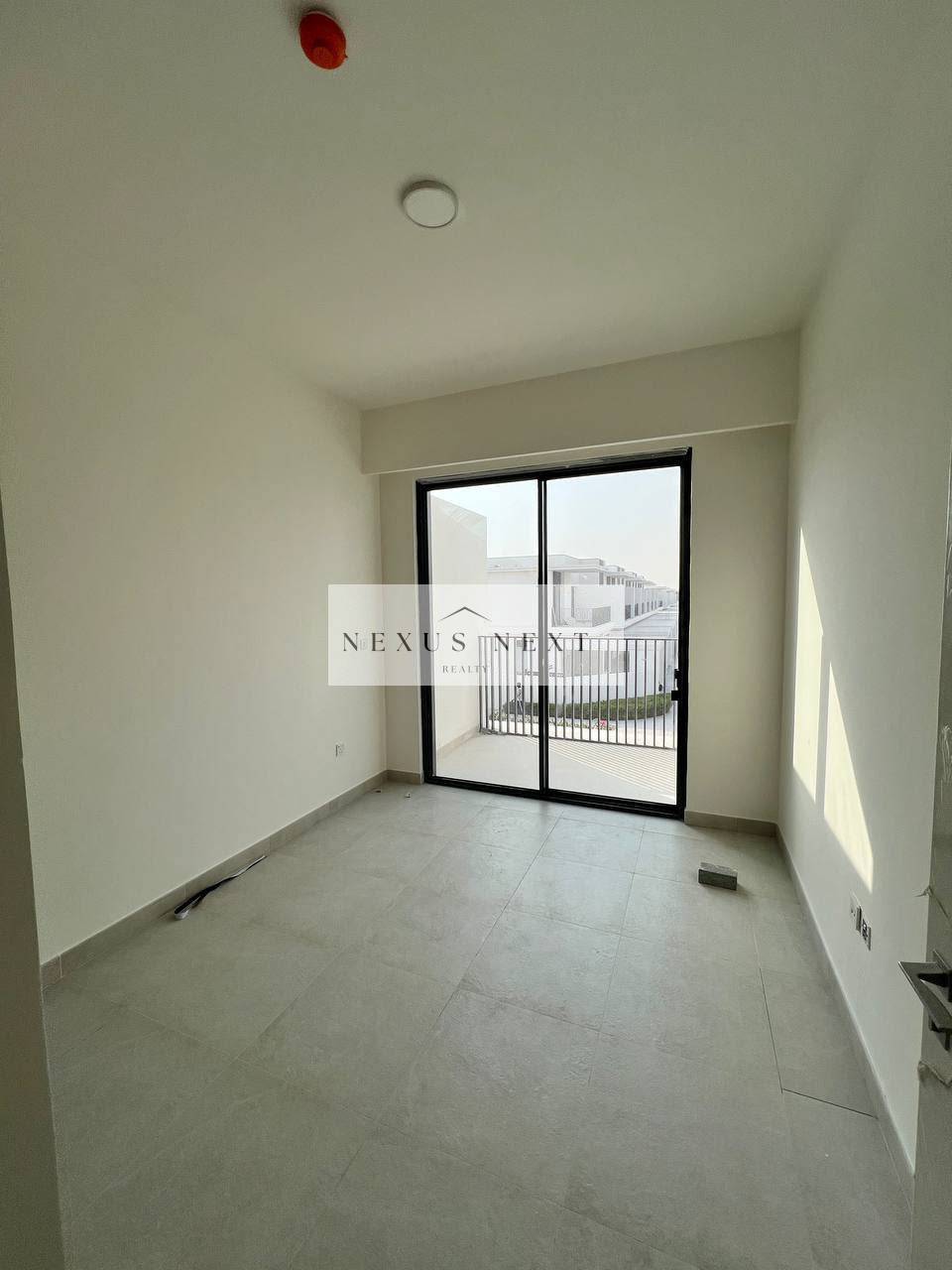 WhatsApp-Image-2026-09-30-at-4.10.38-PM-1 Single Row 3BR Villa | Park View | Premium Location | The Valley | Near Golden Beach