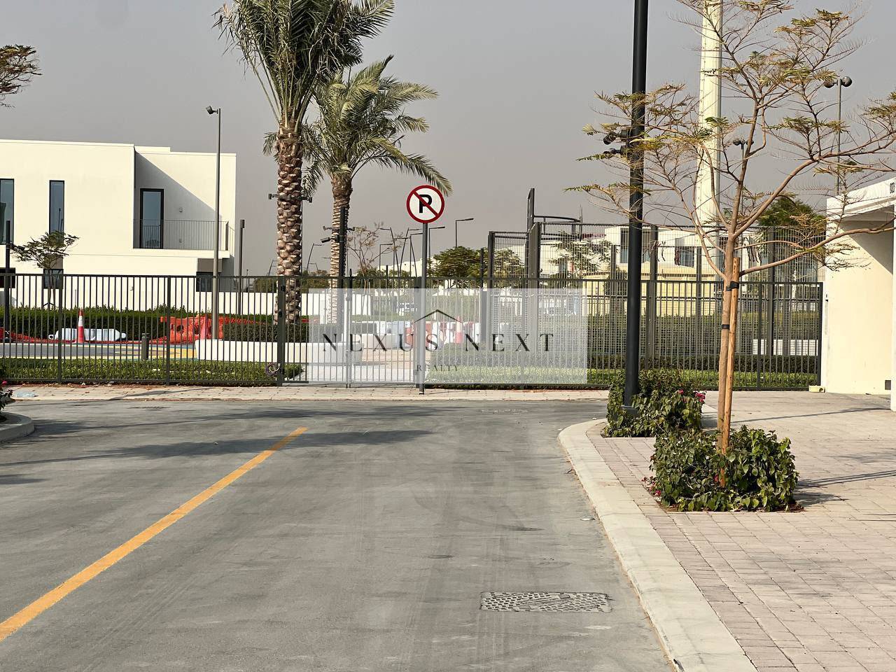 WhatsApp-Image-2026-09-30-at-4.10.39-PM-2 Single Row 3BR Villa | Park View | Premium Location | The Valley | Near Golden Beach