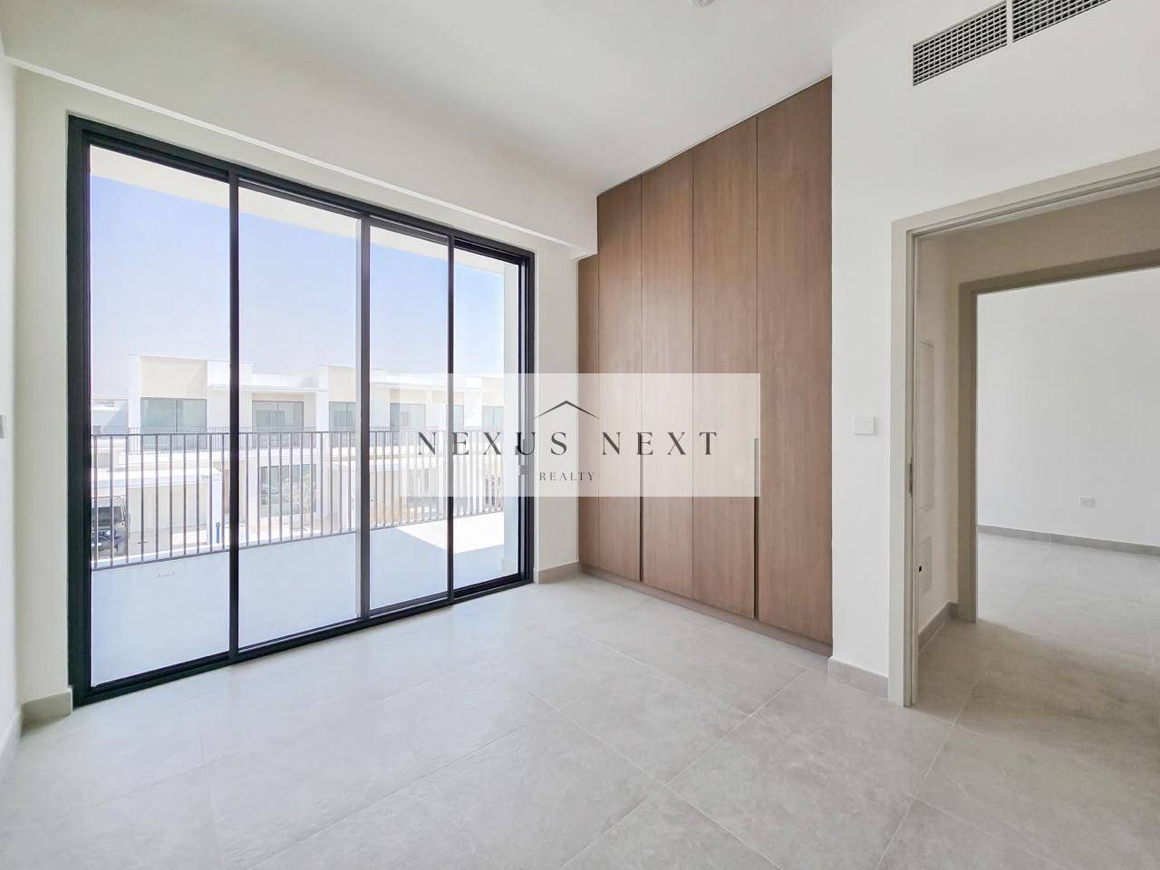 WhatsApp-Image-2026-09-30-at-4.13.03-PM-8 Single Row 3BR Villa | Park View | Premium Location | The Valley | Near Golden Beach
