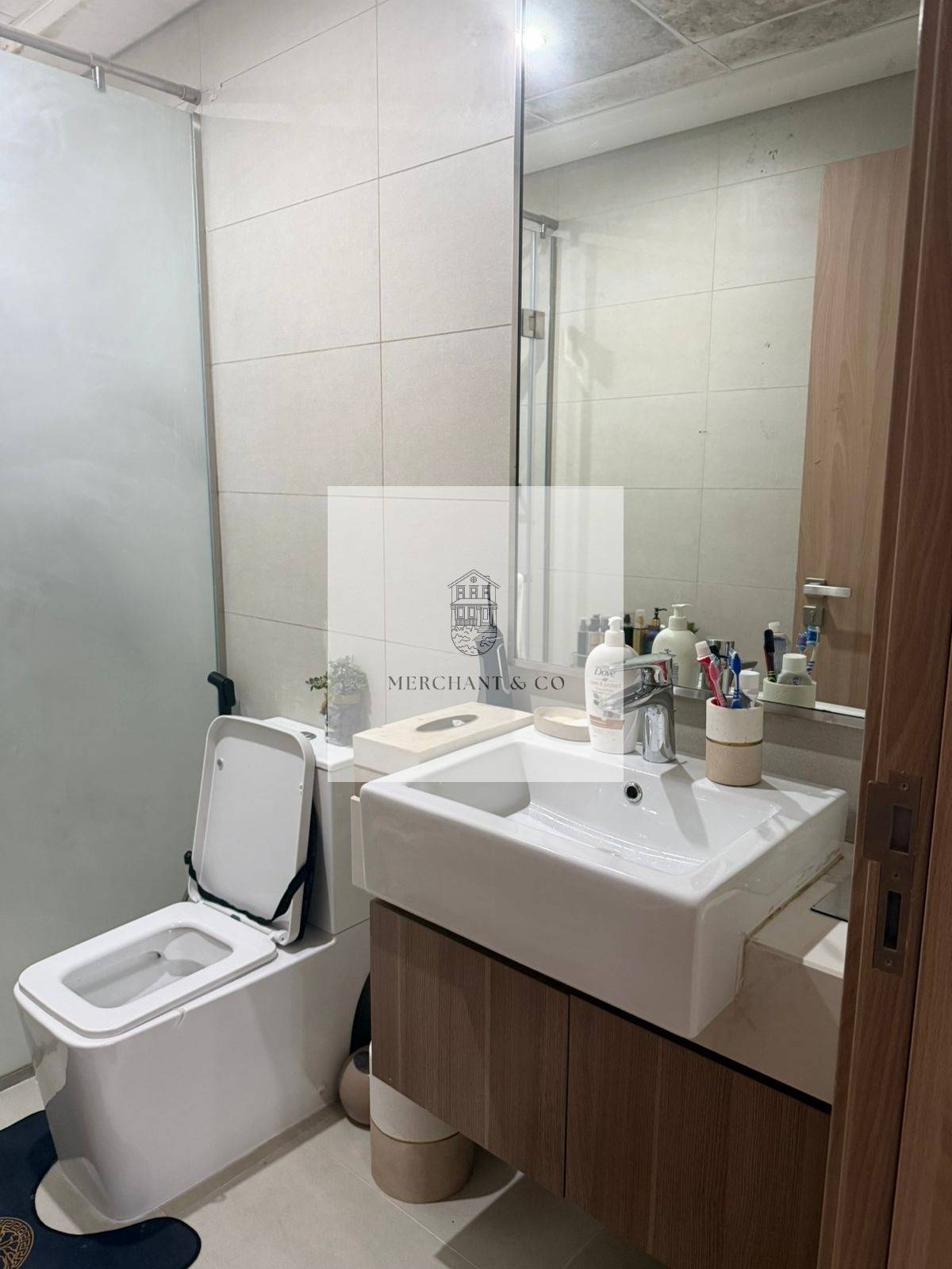 Bright 1 bedroom, large balcony, Peaceful Community View, Azizi Riviera 4