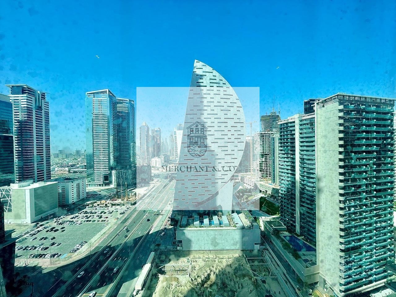 property-image-5a84f38c6d Fully Fitted | Near to Metro | Higher Floor