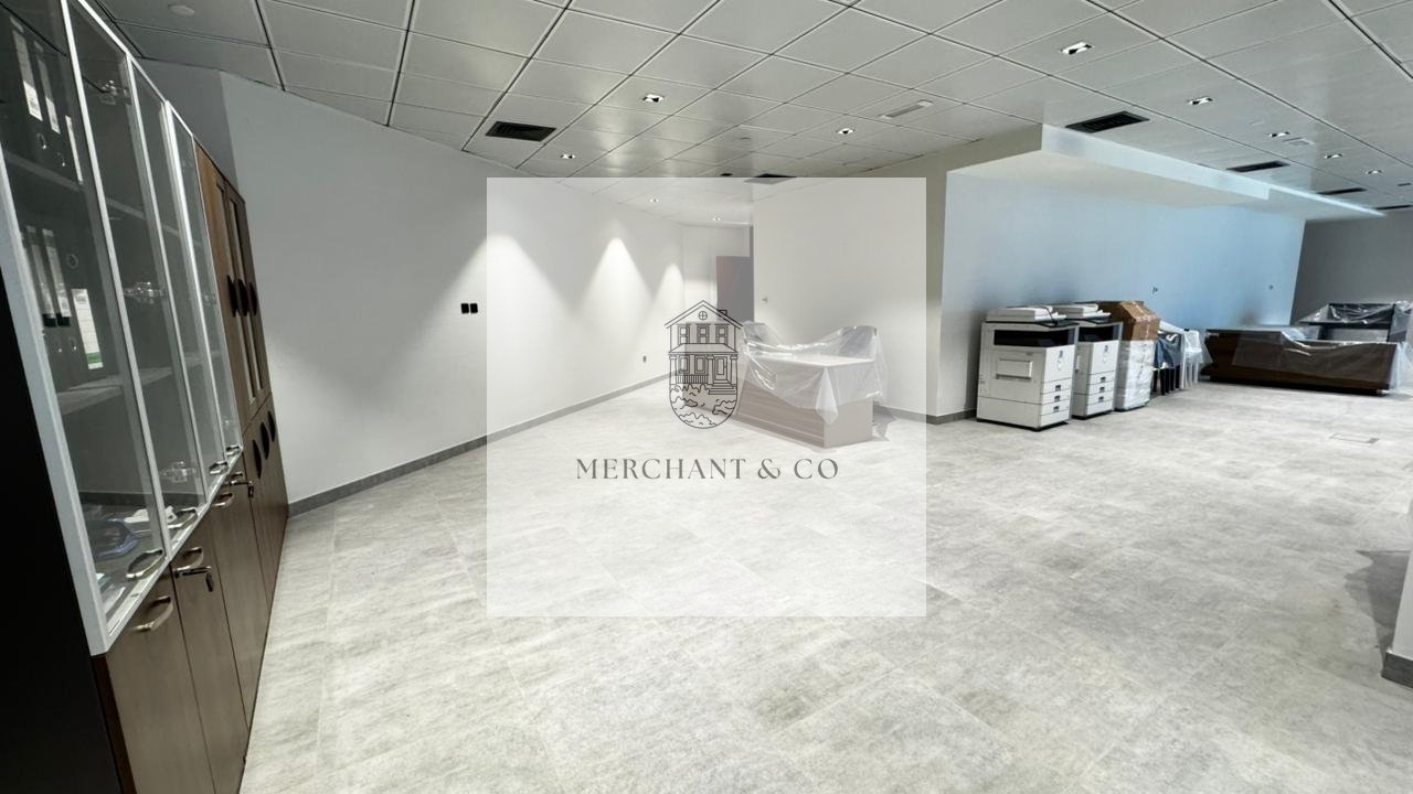 property-image-bed95482ed Fully Fitted | Near to Metro | Higher Floor