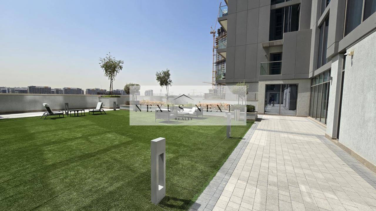 Spacious 2BR | Burj Khalifa View | Prime Location