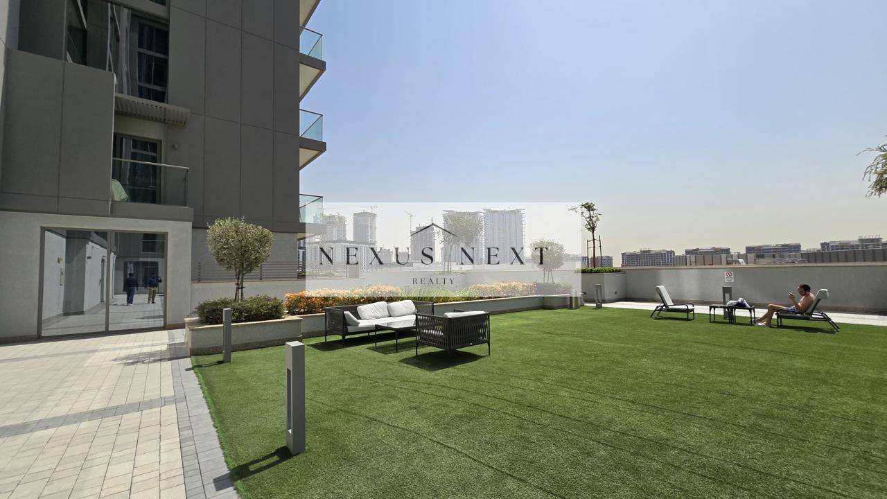 Spacious 2BR | Burj Khalifa View | Prime Location